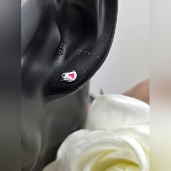 ♥️ LOVE BIRD STUD EARRINGS - Picture 4 of 5